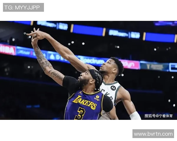 大将风仪,湖人球员赛后想帮新秀拿走竞赛用球无果,字母哥出面帮处理 大将风仪,湖人球员赛后想帮新秀拿走竞赛用球无果,字母哥出面帮处理